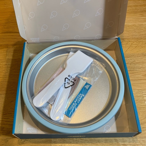 Chef’n Sweet Spot Ice Cream Maker - Picture 3 of 4